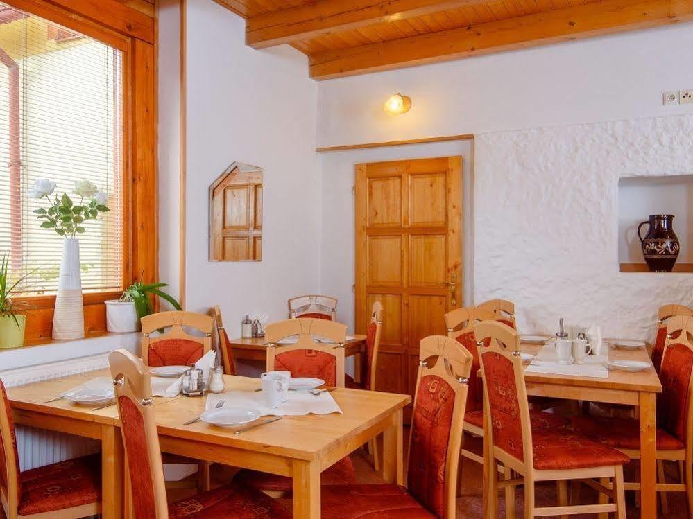 Hotel Bella Prága Kültér fotó